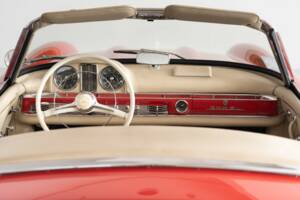 Image 33/47 de Mercedes-Benz 300 SL Roadster (1959)