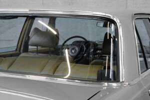 Immagine 31/50 di Mercedes-Benz 300 SEL 6.3 (1968)