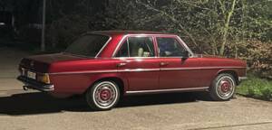 Image 2/21 of Mercedes-Benz 220 D (1974)