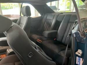 Bild 6/21 von Mercedes-Benz E 200 (1996)