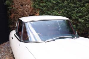 Image 7/50 de Jaguar Type E (2+2) (1970)