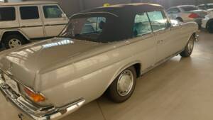 Image 7/60 of Mercedes-Benz 280 SE (1969)