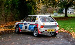 Imagen 2/44 de Peugeot 205 GTi 1.9 (1987)