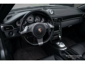 Image 5/41 of Porsche 911 Carrera 4S (2009)