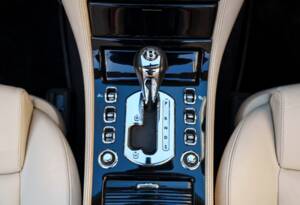 Bild 19/27 von Bentley Azure (2007)