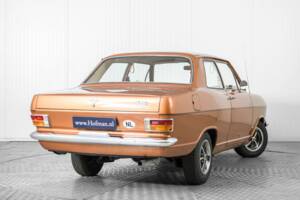 Imagen 41/50 de Opel Kadett 1,2 S (1972)