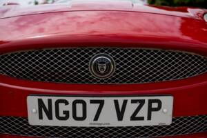 Image 16/50 of Jaguar XKR (2007)