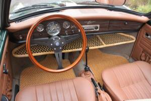 Image 6/17 of Volkswagen Karmann Ghia 1600 (1971)