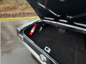 Image 22/46 of Ford Mustang GT (1966)