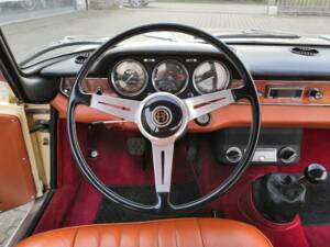Image 28/29 of Alfa Romeo 2600 Sprint (1966)