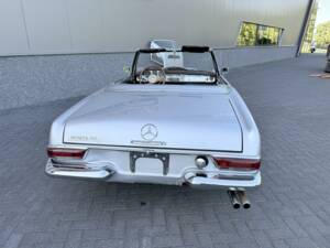 Image 11/36 of Mercedes-Benz 230 SL (1965)