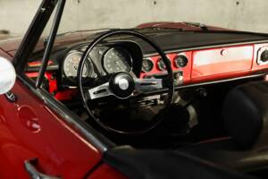 Immagine 25/47 di Alfa Romeo 1300 Spider Junior (1969)