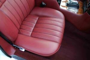 Bild 44/68 von Jaguar XJ 6 4.2 (1985)
