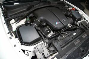 Afbeelding 46/50 van BMW M6 (2006)