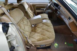 Immagine 24/50 di Buick Electra 225 Hardtop (1976)