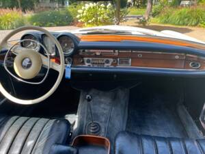 Imagen 17/29 de Mercedes-Benz 280 SE (1968)