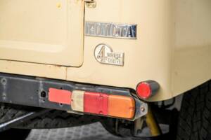 Bild 34/50 von Toyota Landcruiser BJ 45 (1982)