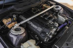 Image 68/80 of BMW M3 (1994)