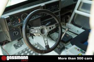 Image 11/15 of Alfa Romeo 75 3.0 V6 QV (1988)