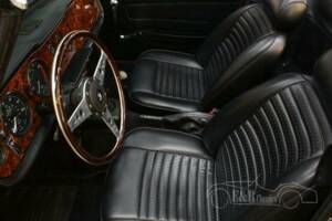 Imagen 10/19 de Triumph TR 6 (1970)