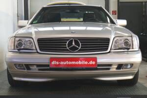 Image 2/9 de Mercedes-Benz SL 500 (1998)