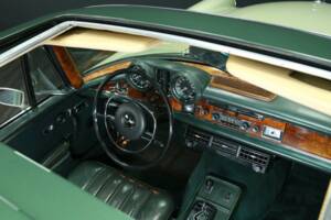 Image 26/49 of Mercedes-Benz 280 SE (1970)