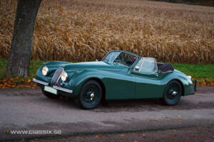 Image 8/23 of Jaguar XK 120 DHC (1954)