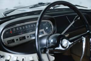 Image 18/50 of Lancia Flavia 1800 (1965)