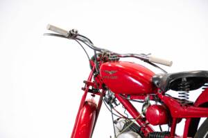 Immagine 10/50 di Moto Guzzi Motoleggera 65 (1951)