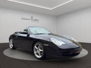 Image 3/23 de Porsche 911 Carrera (2002)
