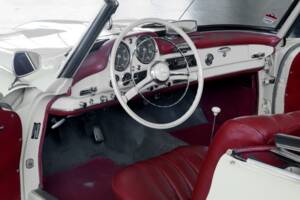 Image 21/50 de Mercedes-Benz 190 SL (1960)