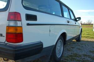 Afbeelding 12/45 van Volvo 245 GL (1991)