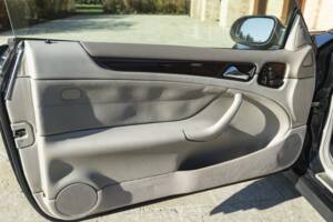 Bild 24/50 von Mercedes-Benz CLK 230 Kompressor (2002)