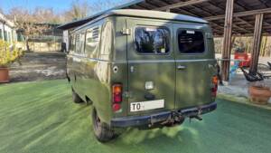 Image 13/51 of UAZ 3741 (1991)