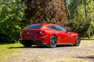 Bild 43/50 von Ferrari FF (2012)