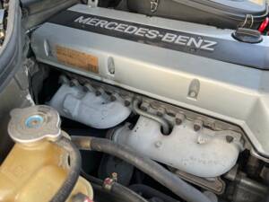 Bild 23/25 von Mercedes-Benz 300 E-24 (1991)