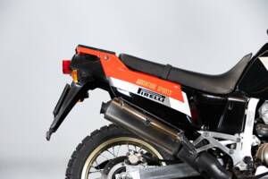 Bild 36/50 von Honda DUMMY (1991)
