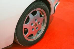 Image 13/45 of Porsche 944 S2 (1989)