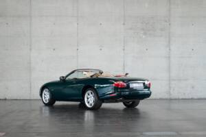 Bild 9/50 von Jaguar XK8 4.0 (2002)