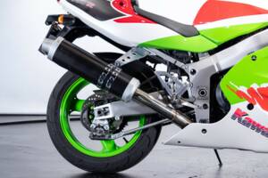 Afbeelding 28/35 van Kawasaki ZX-R 750 J/R (1993)