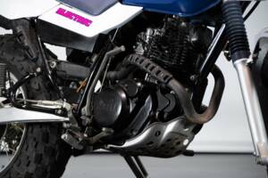 Bild 33/50 von Yamaha DUMMY (1995)