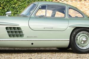 Image 9/50 of Mercedes-Benz 300 SL &quot;Gullwing&quot; (1955)