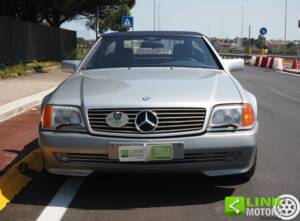 Image 7/50 de Mercedes-Benz 300 SL-24 (1992)