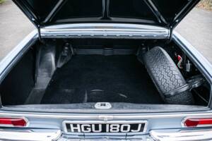 Image 12/32 of Mercedes-Benz 300 SEL 6.3 (1971)