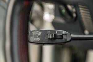 Image 31/40 of Mercedes-Benz 350 SLC (1973)