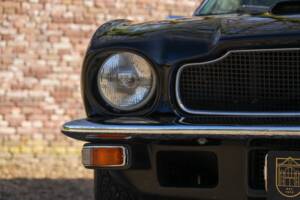 Image 30/50 of Aston Martin DBS V8 (1972)