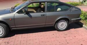 Afbeelding 8/20 van Alfa Romeo GTV 6 2.5 (1981)