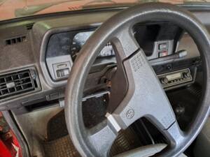 Bild 7/10 von Volkswagen Polo II Steilheck 1.0 (1984)
