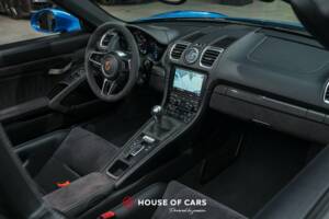 Image 18/24 of Porsche Boxster Spyder (2016)