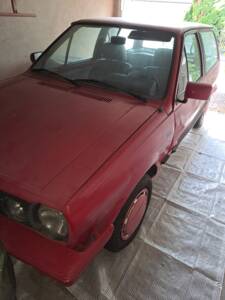 Bild 2/10 von Volkswagen Polo II Steilheck 1.0 (1984)